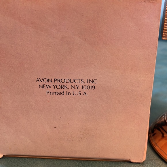 Avon “Liberty Bell” Decanter - Picture 8 of 8